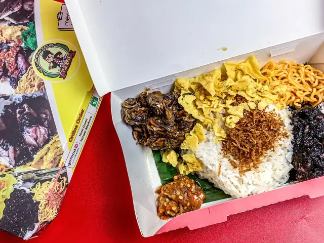 Gambar Makanan Nasi Cumi Hitam Madura Pak Kris 2