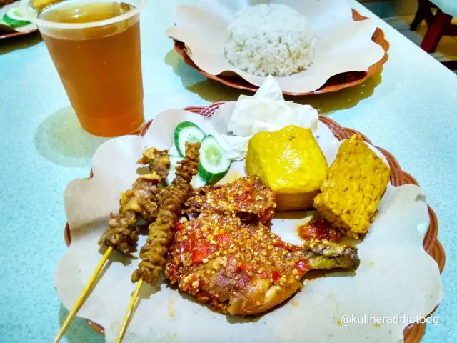 Gambar Makanan AyamGepukPakGembus 2