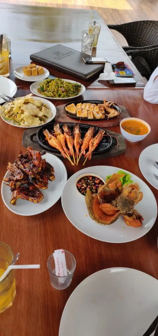 Gambar Makanan Telaga Sampireun Restaurant 15