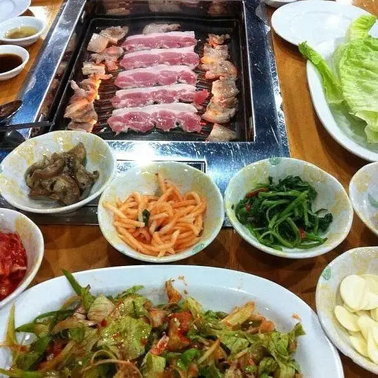 Koryo-Jeong BBQ Restaurant Food Photo 2