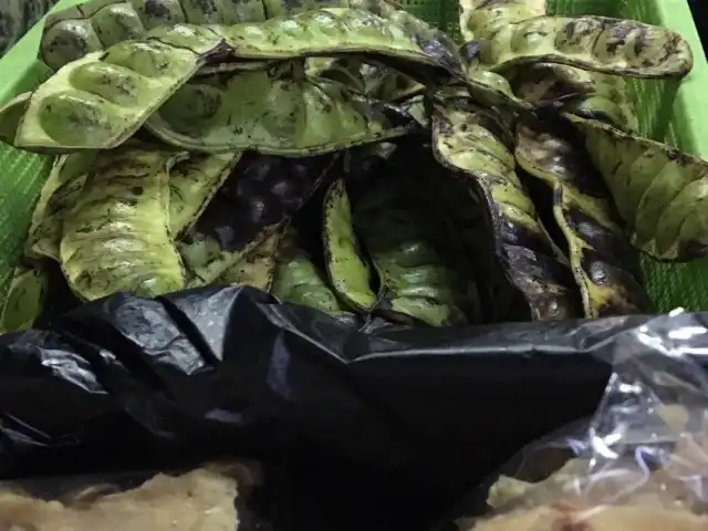 Gambar Makanan Bebek Goreng Surabaya Ibu Sutami 2