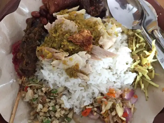 Gambar Makanan Warung Pradnyani Babi Guling Khas Bali 3