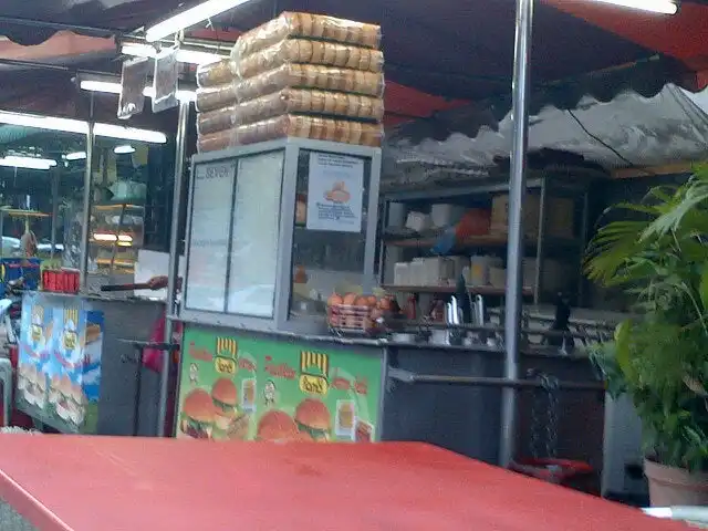 Burger Tmn Tenaga. (dpn Petronas) Food Photo 8