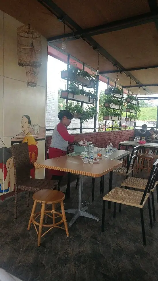 Gambar Makanan Mellaca Eatery 5