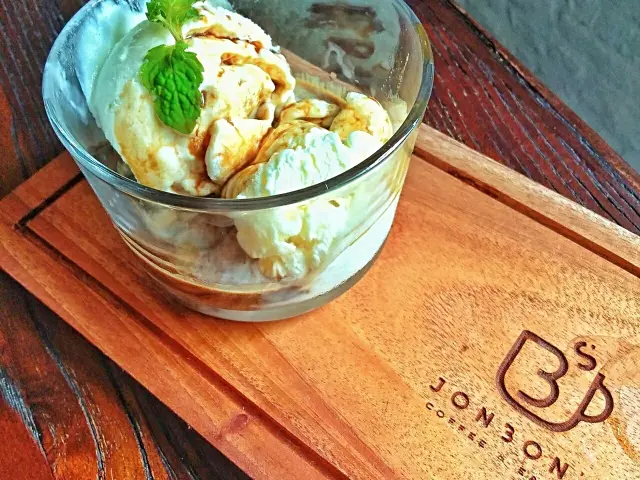 Gambar Makanan Jonbon's Coffee & Eatery 16