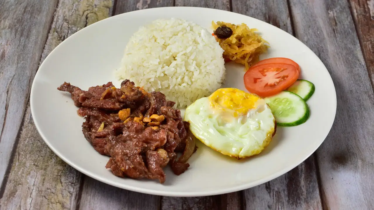 HOT Plates Sizzling & Silog - Platero Food Park