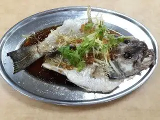 SEE YOU RESTAURANT 龙城海鲜饭馆 Food Photo 1