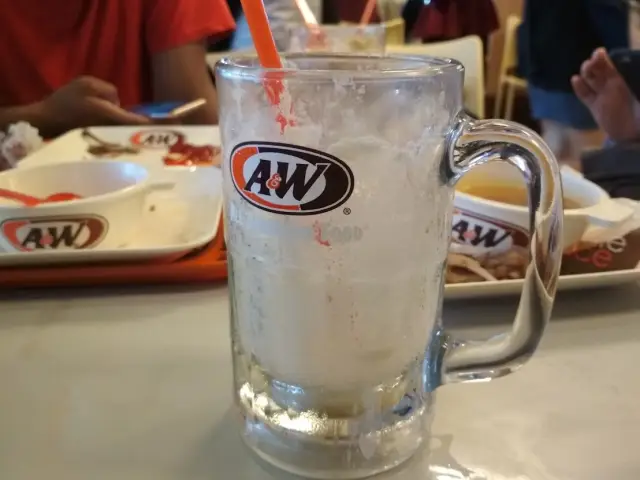 Gambar Makanan A&W Bandara Juanda 10