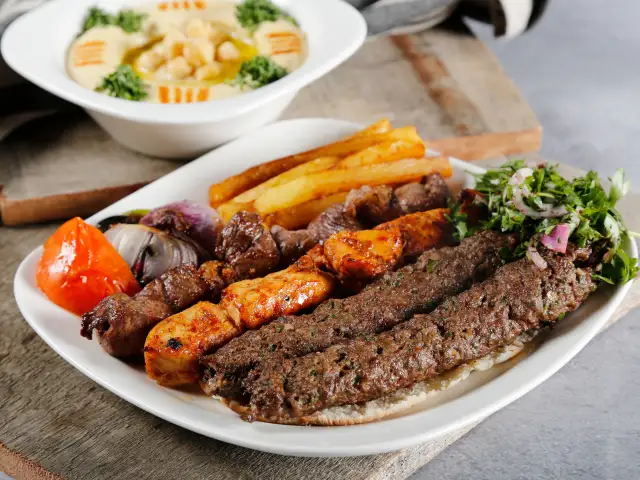 Harbiden Adana Kebap'nin yemek ve ambiyans fotoğrafları 1