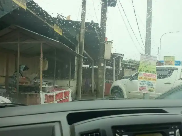 Nasi Kukus Ayam Berempah