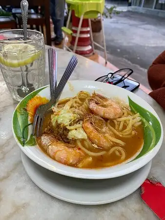 Nur Zetty Mee Udang