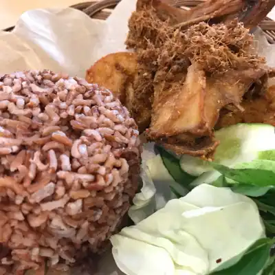 ayam baraya