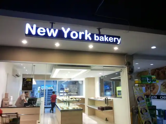 Gambar Makanan New York Bakery 7