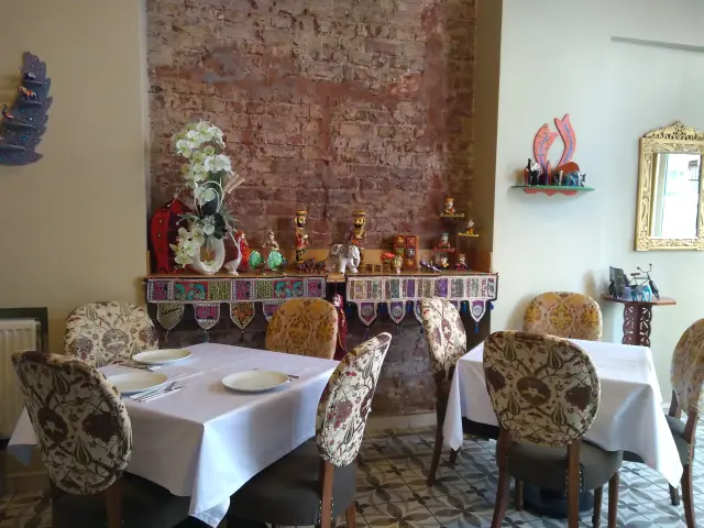 Taj-Mahal Indian Restaurant'nin yemek ve ambiyans fotoğrafları 44