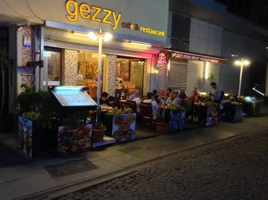 Gezzy Cafe & Restaurant'nin yemek ve ambiyans fotoğrafları 24