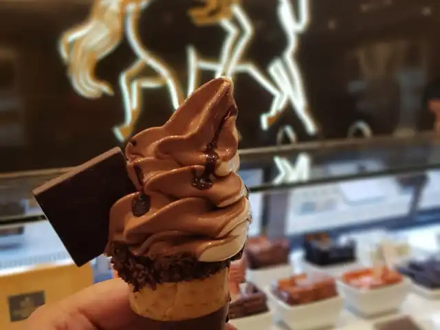 Gambar Makanan Godiva Chocolatier 6