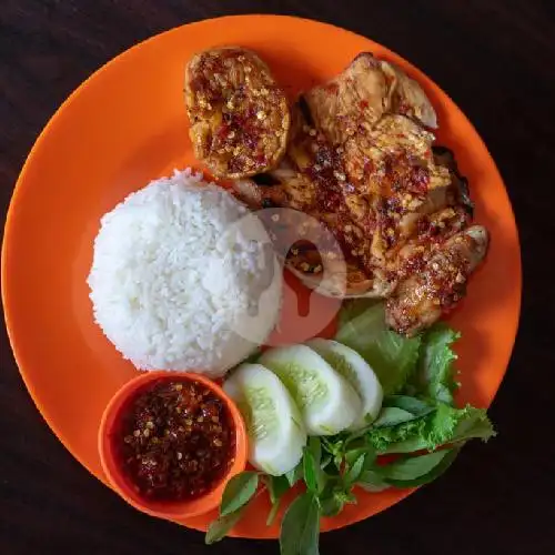 Gambar Makanan Ayam Penyet Bu Nina, Perdana 19