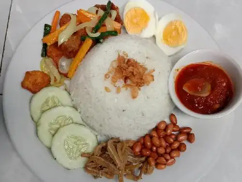 Nasi Lemak Opah Dan Es Oyen DKD Handoko