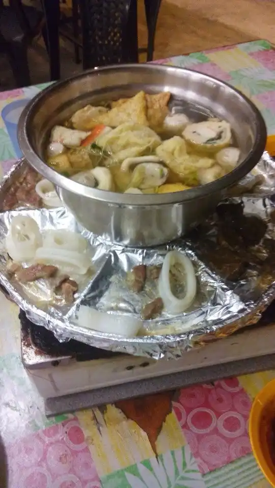 Polkadot Steamboat And Grill Food Photo 3