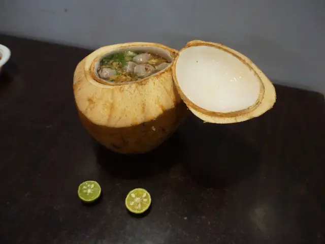 Gambar Makanan Bakso Kelapa Bu Gendut 10