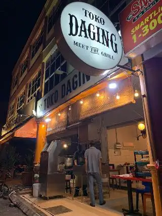 Toko Daging Cafe