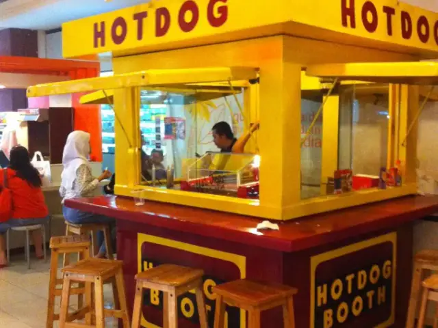 Gambar Makanan HotDog Booth 5