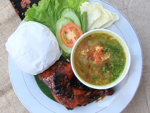 Gurunya Soto Lamongan, MT Haryono