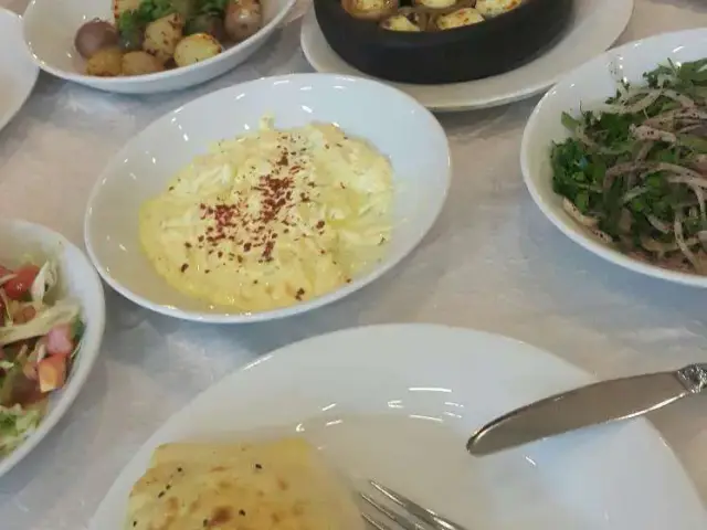 Beyzade Kebap Restaurant'nin yemek ve ambiyans fotoğrafları 3
