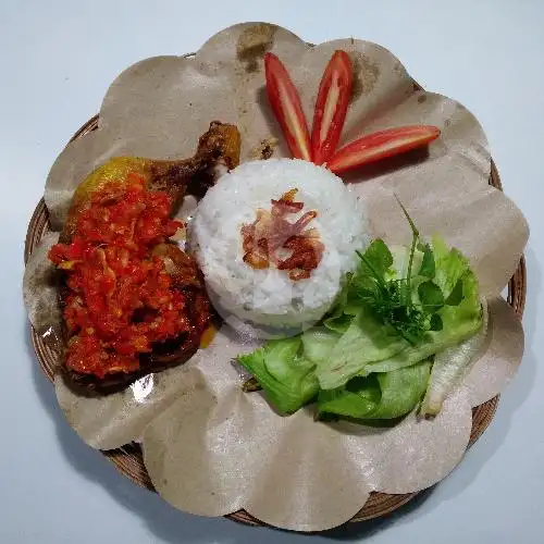 Gambar Makanan Ayam Goreng /Gado Gado Menara 3