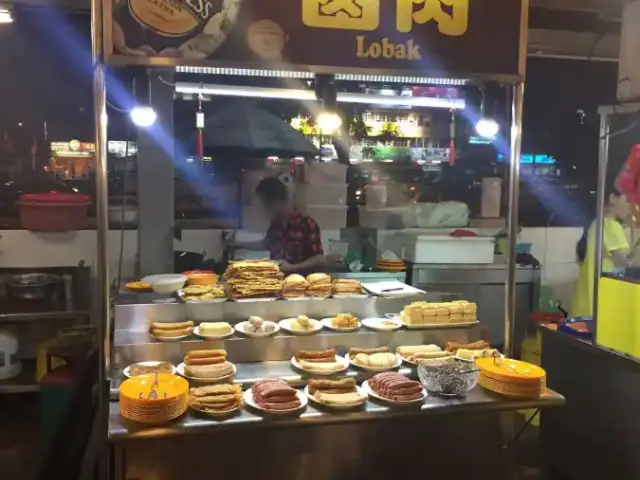 Lobak - Happy City Food Court