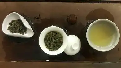 Shang Her Tea