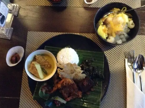 Gambar Makanan Kendi Indonesian Resto 11