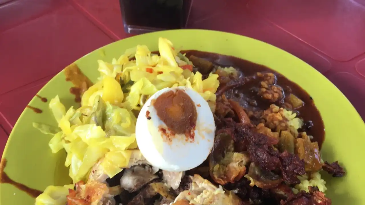 Nasi Kandar Melayu Royale