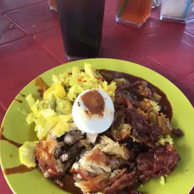 Nasi Kandar Melayu Royale