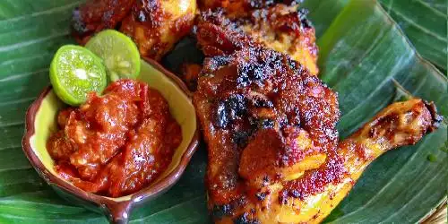 Ayam Bakar Bang Bot, Ismailiyah