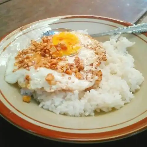 Gambar Makanan Pecel Lele Ayam Bebek Goreng Arto Moro Joyo, Kodam 9