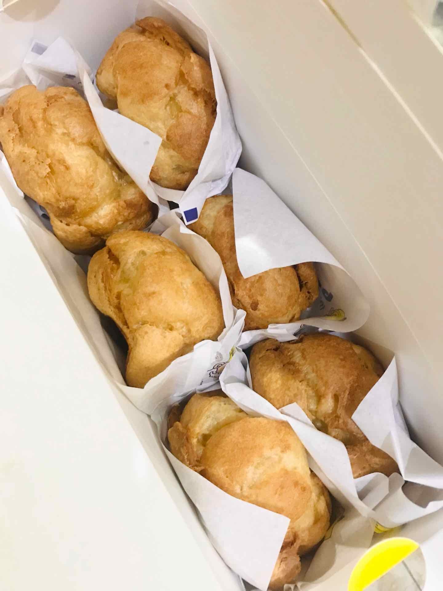 Beard Papa's terdekat Restoran dan Tempat Makan Kue & Roti terdekat