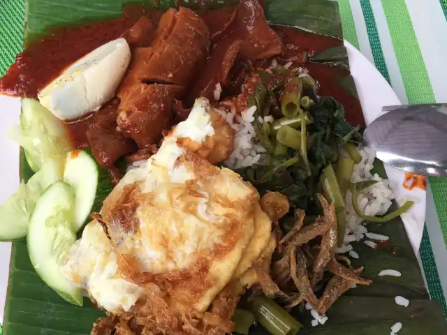 Nasi Lemak Pak Hasan Food Photo 8