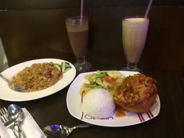 Gambar Makanan Solaria 10