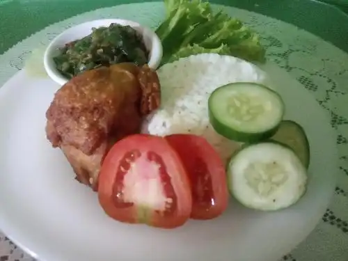 Paket Ayam Goreng Sambal Ijo.ibu Rini