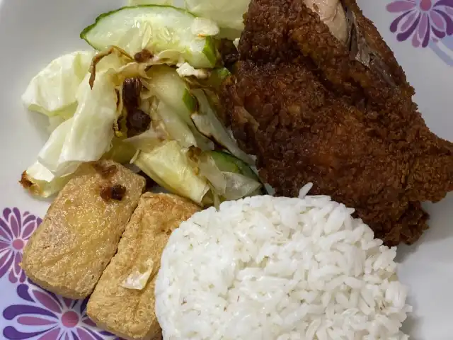 Ayam Gepuk Pak Gembus Cheras Permaisuri Food Photo 3