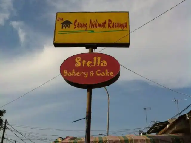Gambar Makanan Stella Bakery & Cafe 6