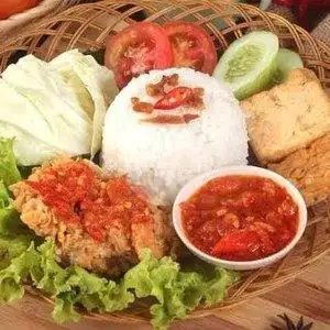 Gambar Makanan Dapur Santuy, GG.PERWIRA II Mawar Putih 5