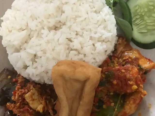Gambar Makanan Rumah Makan Nouke Masakan Manado jl.ikan Munsing Surabaya 6