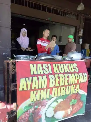 De Mallaya Kopitiam