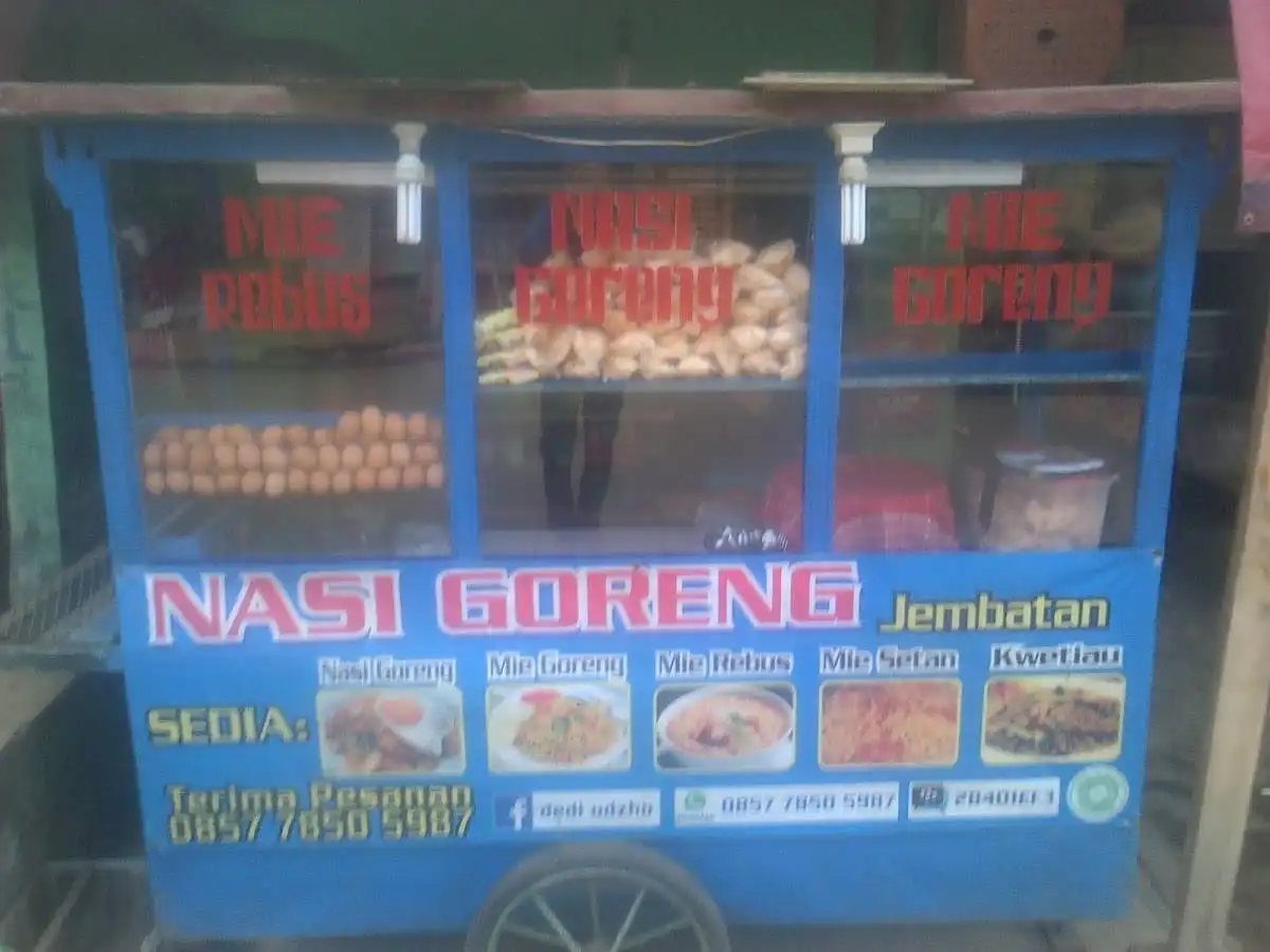 NASI GORENG JEMBATAN