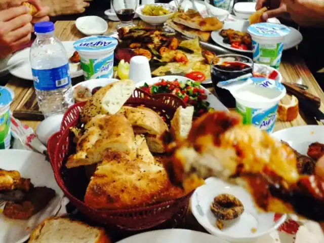 Orhan Kasap Mangal Keyfi'nin yemek ve ambiyans fotoğrafları 9