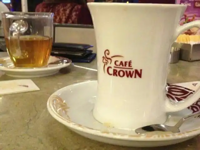 Cafe Crown'nin yemek ve ambiyans fotoğrafları 1