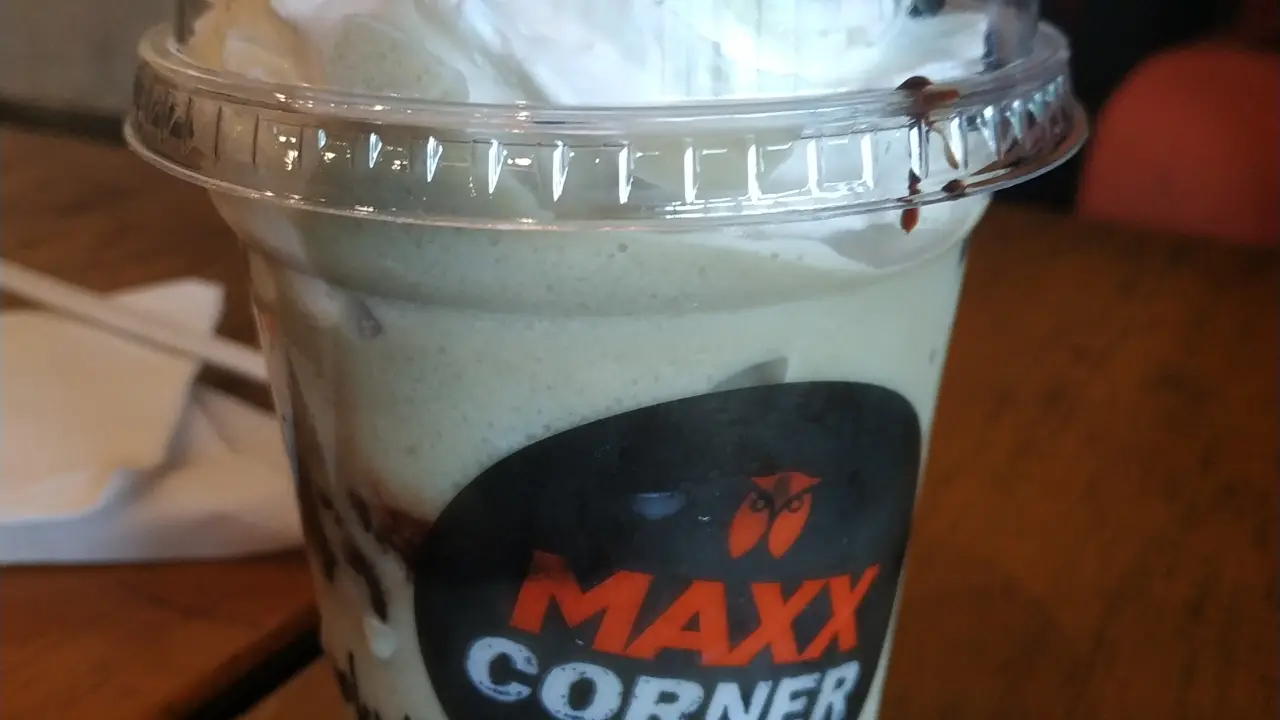 Maxx Corner