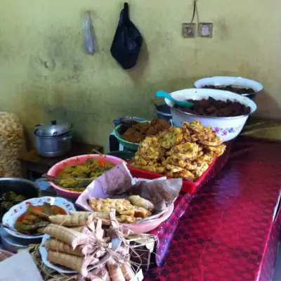 Warung Nasi Uduk Betawi Ibu Marna